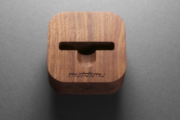 mumu desk dock mu mu set to release the SLIDE THIN, a gorgeous hardwood iPhone case